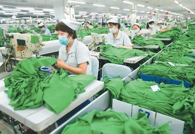 出口退稅政策加力穩外貿 浙江稅務完善機制助服裝產業升級